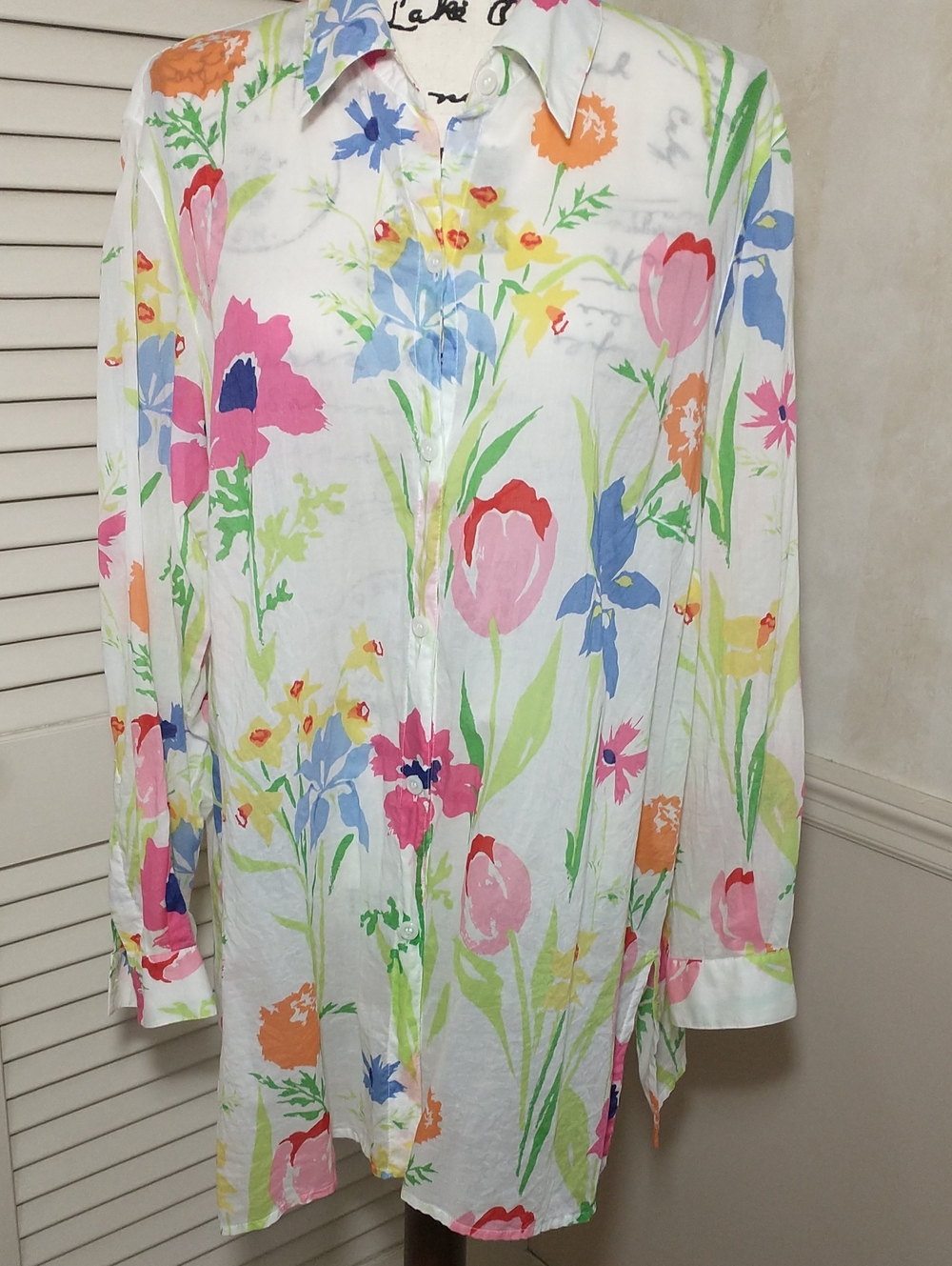 Liz Claiborne Woman Button Up Long Sleeve 100% Cotton Shirt, Size 1X, Beach
